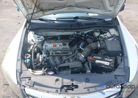 2011 Honda Accord Lx z USA, uszkodzony, nr VIN 1HGCP2F32BA123352